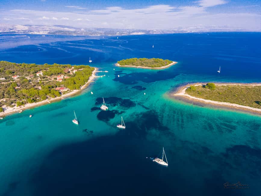 image n.1 of Brač: Blue Cave Island Hopping Luxury Tour activity in Dalmatia, uploaded by supplier