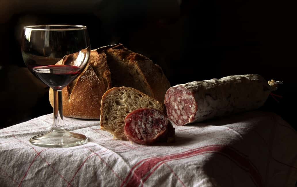image n.3 of Bologna: Private Santo Stefano Tour with Food Tasting activity in Bologna, uploaded by supplier