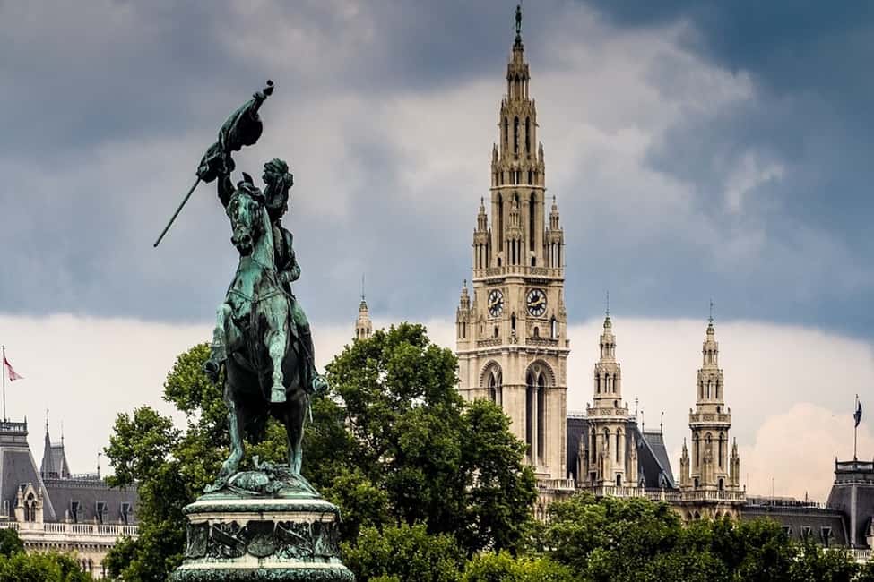 image n.6 of Vienna: Sightseeing Tour in a Classic Style Car 90 Min E/T activity in Vienna, uploaded by supplier