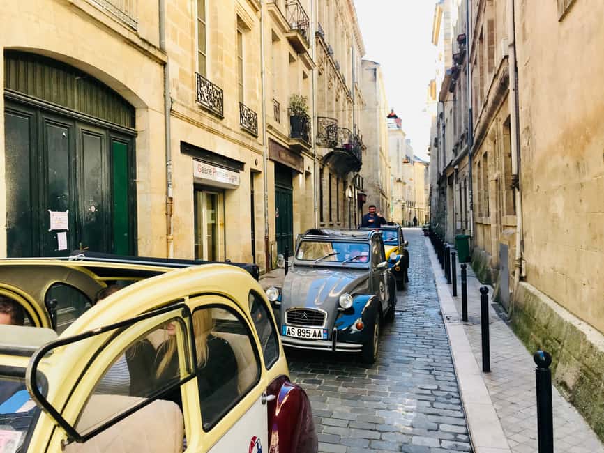 image n.8 of Bordeaux: Private Tour in a Citroën 2CV 45min activity in Bordeaux, uploaded by supplier