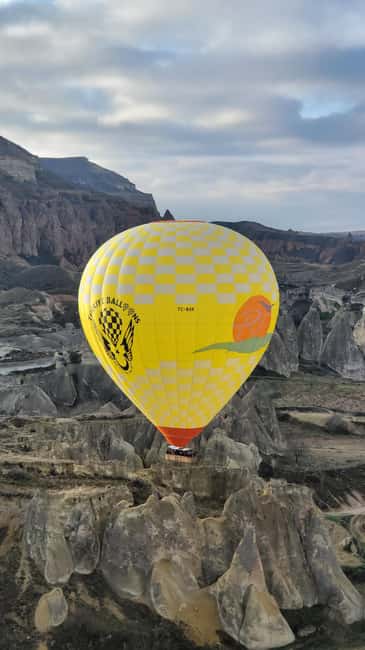 image n.11 of Cappadocia: Sunrise Hot Air Balloon in Göreme and Transfer activity in Avanos, uploaded by supplier