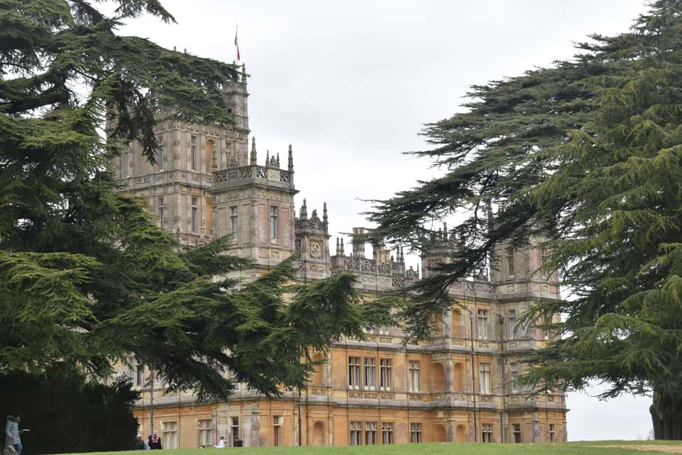 bild nr.2 av Från London: Downton Abbey och bybusstur aktivitet i Highclere, uppladdad av arrangören