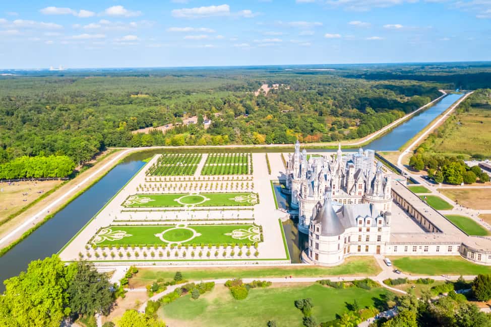 image n.2 of Chambord: Private Guided Tour of the Castle + Reserved Entry activity in Chambord, uploaded by supplier