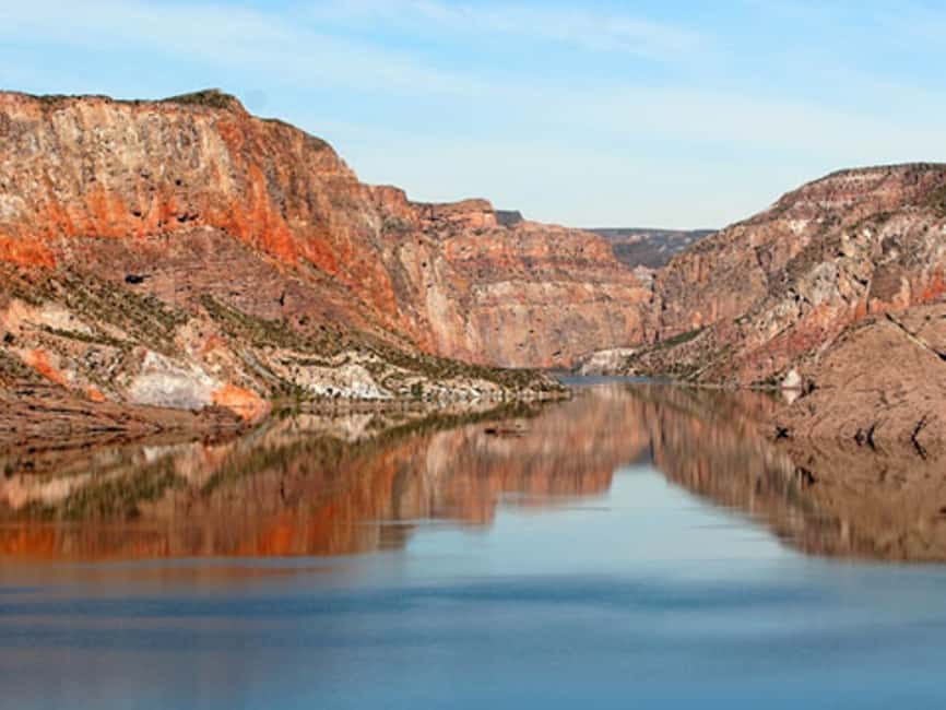 imagem n.2 de De Mendoza: Passeio turístico em San Rafael e Canyon Atuel atividade em Província de Mendoza, carregada pelo fornecedor