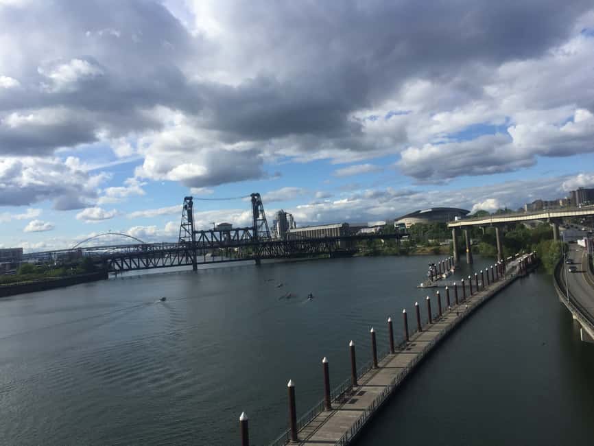 image n.3 of Bike Portland: Bridges, Neighborhoods, Poetry, and Roses activity in Portland, Oregon, uploaded by supplier
