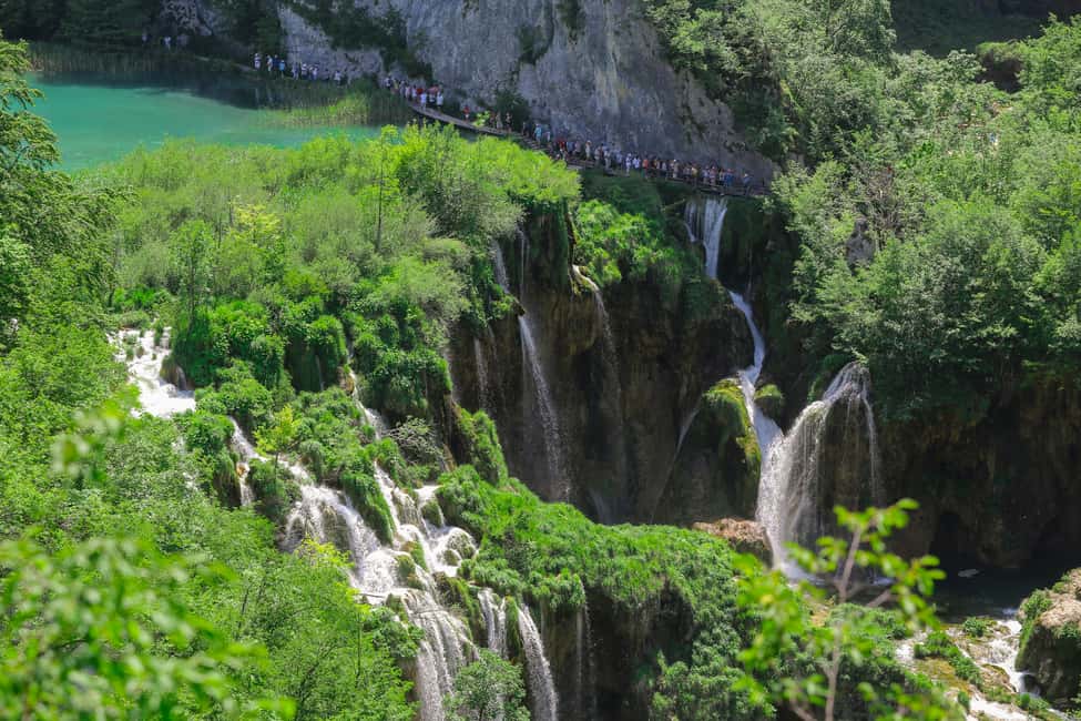 imagem n.20 de De Zadar: Translado de ida e volta para os Lagos Plitvice atividade em Plitvice, carregada pelo fornecedor