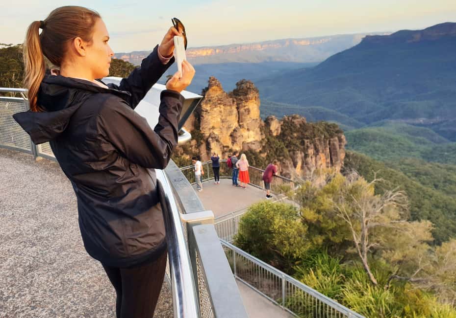 image n.1 of Sydney: Blue Mountains Waterfalls and Koalas Late Start Tour activity in Katoomba, uploaded by supplier