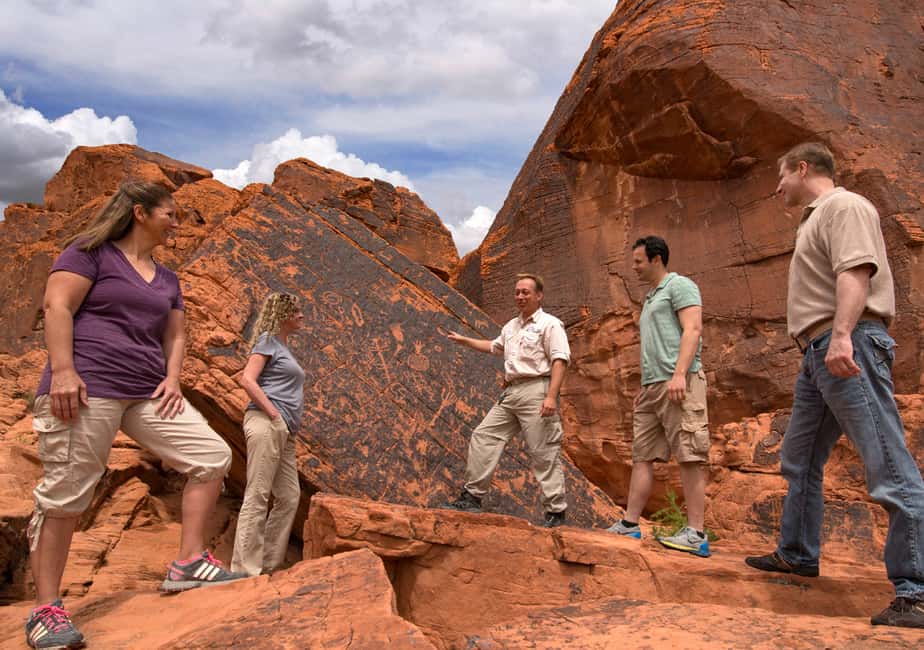 image n.6 of Las Vegas: Valley of Fire Tour in Luxury Tour Trekker activity in Nevada, uploaded by supplier