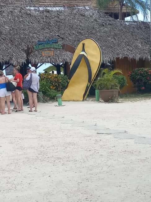 imagem n.14 de Montego Bay: Negril Margaritaville e Rick's Cafe Tour atividade em Negril, carregada pelo fornecedor
