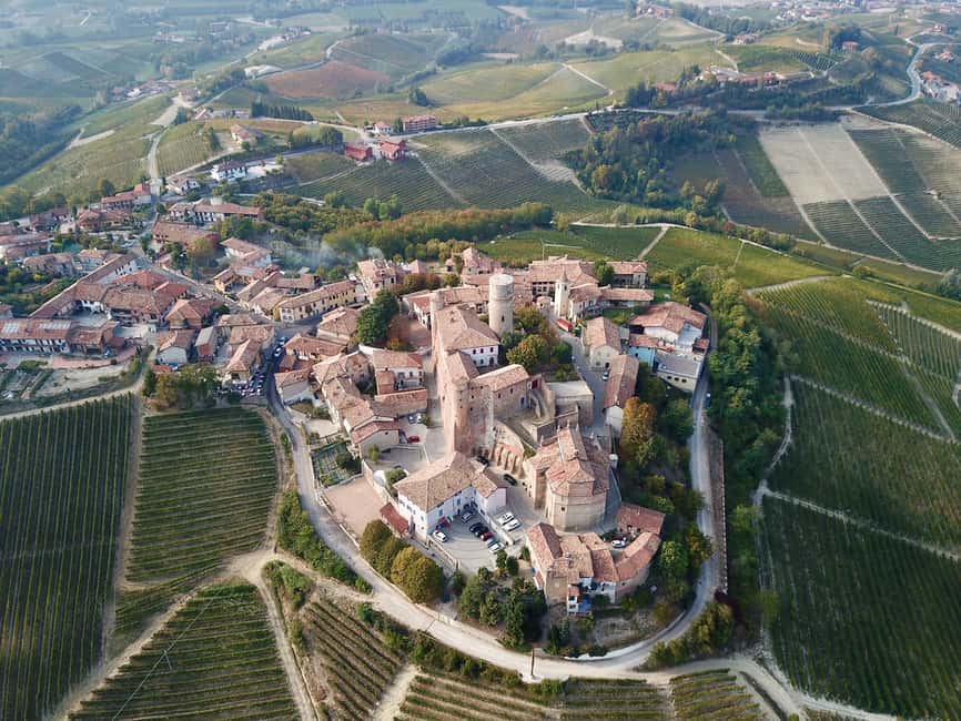 image n.5 of Alba: Truffle Hunting with Cheese, Truffle, & Wine Tastings activity in Monforte d'Alba, uploaded by supplier