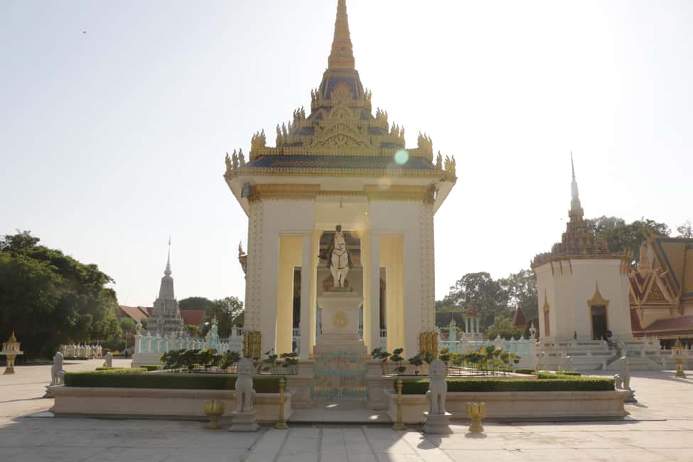 image n.5 of Phnom Penh Private Tour English Local Guide activity in Sihanoukville, uploaded by supplier