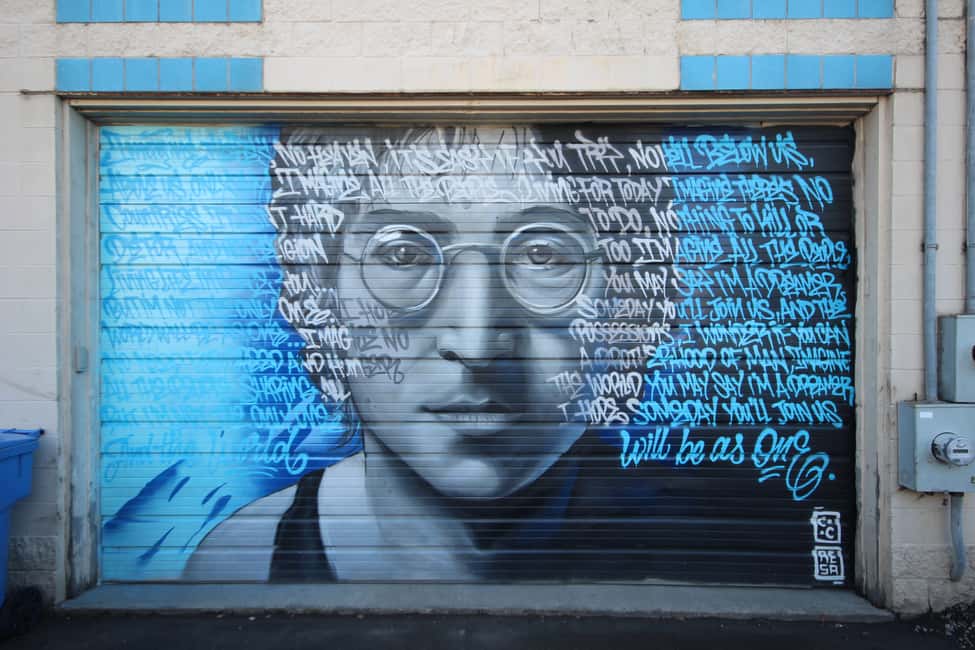 imagen n.º 2 de Chicago: Visita guiada de arte urbano poco convencional actividad en Chicago, subida por el proveedor