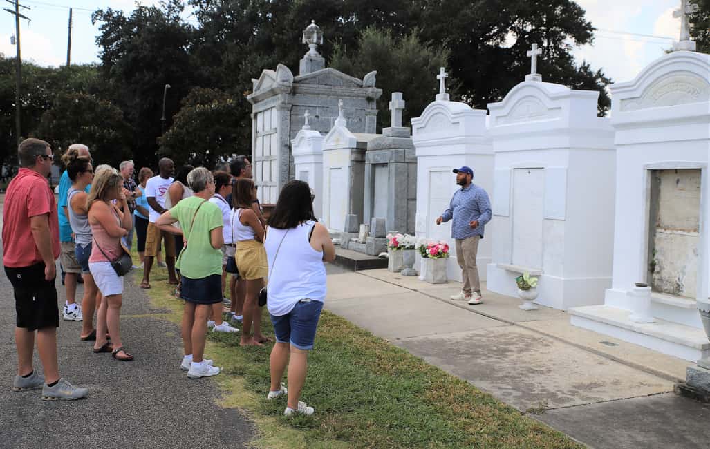 Immagine nº 18 di New Orleans: tour della città e del cimitero in autobus di 2 ore e 15 minuti attività a New Orleans, caricata dal fornitore
