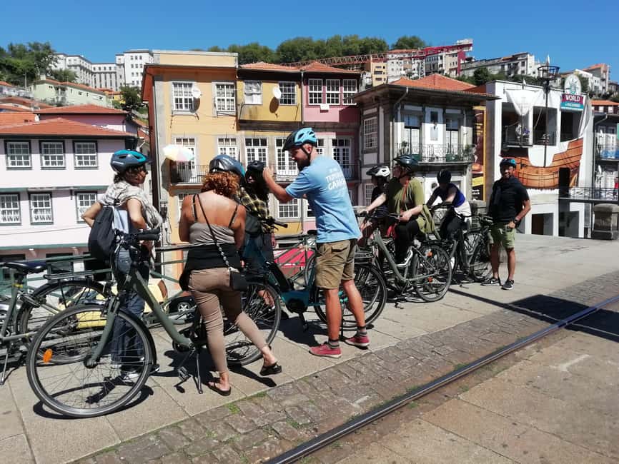 image n.7 of Porto: City Highlights 3-Hour Guided Electric Bike Tour activity in Foz do Douro, uploaded by supplier