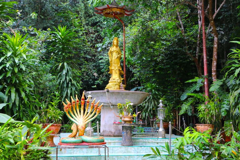 Bild Nr. 20 von Ganztagestour zur Tempelanlage mit Drachenhöhle ab Khao Lak Aktivität in Golf von Thailand, hochgeladen vom Anbieter