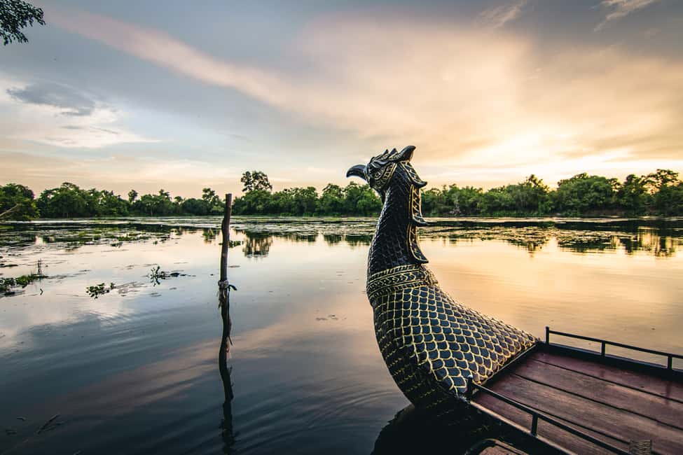 image n.6 of Siem Reap: Angkor Sunset Tour by Jeep with Boat Ride activity in Siem Reap, uploaded by supplier
