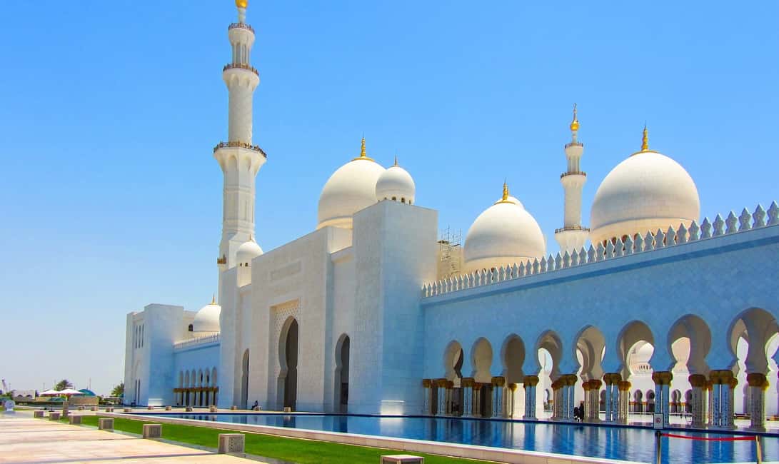 image n.5 of Abu Dhabi: City Tour and Desert Safari Package activity in Abu Dhabi, uploaded by supplier