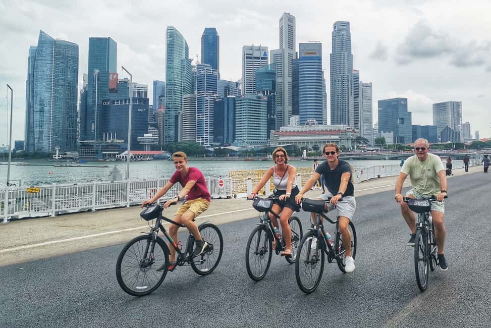 image n.3 of Singapore: Historical Half-Day Bike Tour activity in Singapore, uploaded by supplier