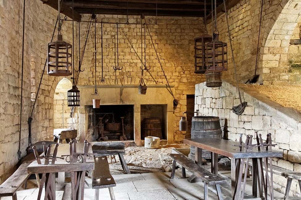 image n.7 of Sarlat : Private tour to Prehistoric Cave + Medieval Castle activity in Beynac-et-Cazenac, uploaded by supplier