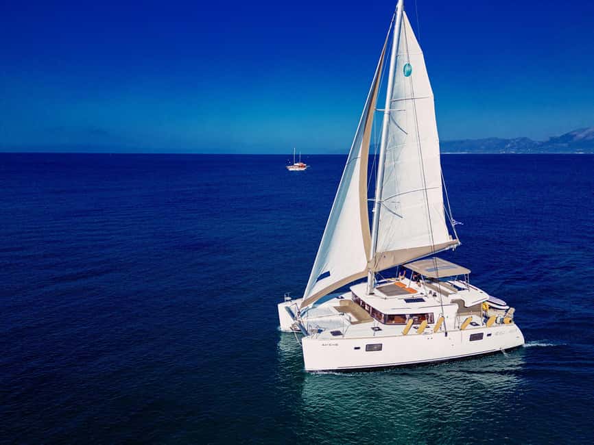 image n.18 of Athens: Catamaran Trip to Poseidon Temple with Meal & Drinks activity in Sounion, uploaded by supplier