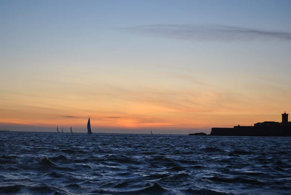 image n.9 of Cascais: 2-Hour Sunset Cruise activity in Cascais, uploaded by supplier