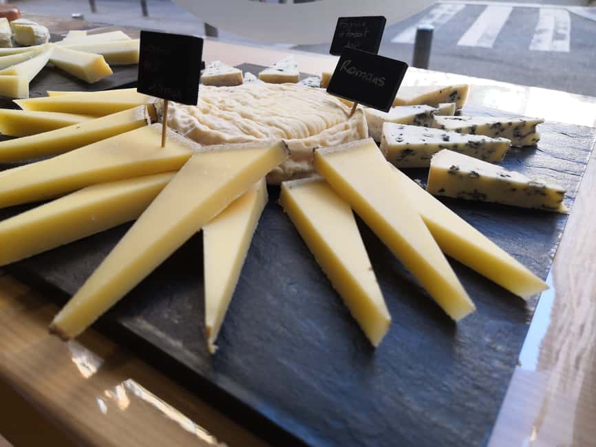 image n.6 of Lyon: Food Walking Tour with a Local Guide activity in Lyon, uploaded by supplier
