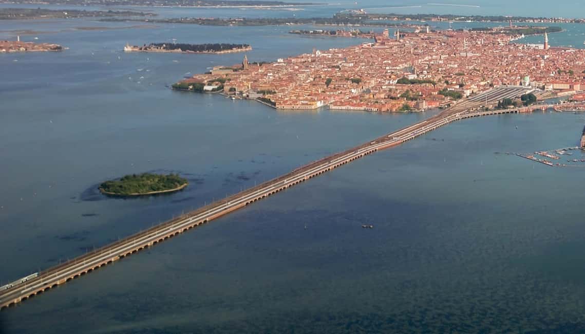 imagen n.º 2 de Desde Venecia: Tour privado de Verona actividad en Verona, subida por el proveedor