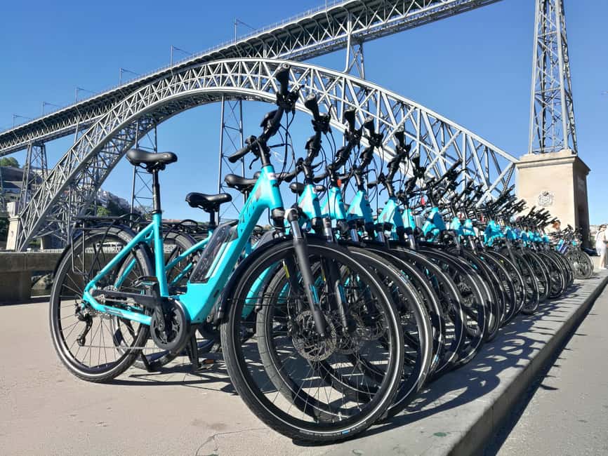 image n.9 of Porto: City Highlights 3-Hour Guided Electric Bike Tour activity in Foz do Douro, uploaded by supplier