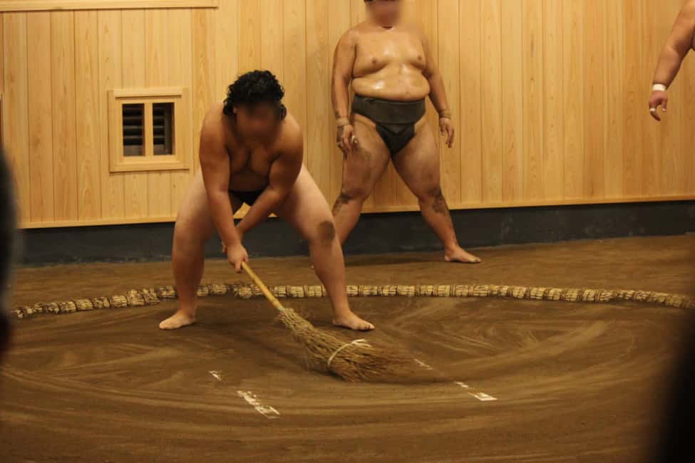 image n.13 of Tokyo: Morning Sumo Practice Viewing activity in Tokyo, uploaded by supplier