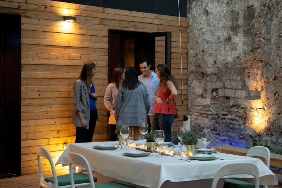 image n.3 of Valencia: Old Town Tour, Wine & Tapas in an 11th c. Monument activity in Valencia, uploaded by supplier