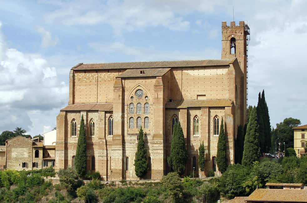 Immagine nº 10 di Da Firenze: Siena privata, San Gimignano + degustazione vini attività a Siena, caricata dal fornitore