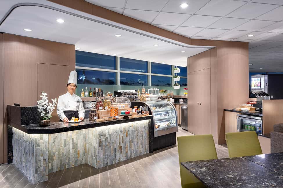 image n.9 of Vancouver International Airport (YVR): Premium Lounge Entry activity in Vancouver, uploaded by supplier