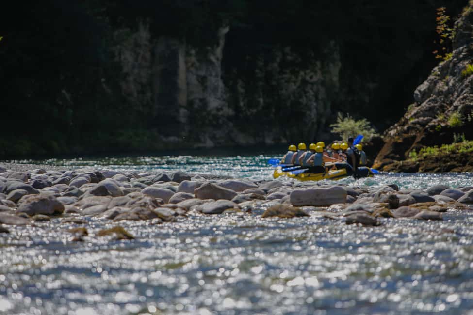 Bild Nr. 11 von Montenegro: Wildwasser-Rafting auf dem Fluss Tara Aktivität in Montenegro, hochgeladen vom Anbieter
