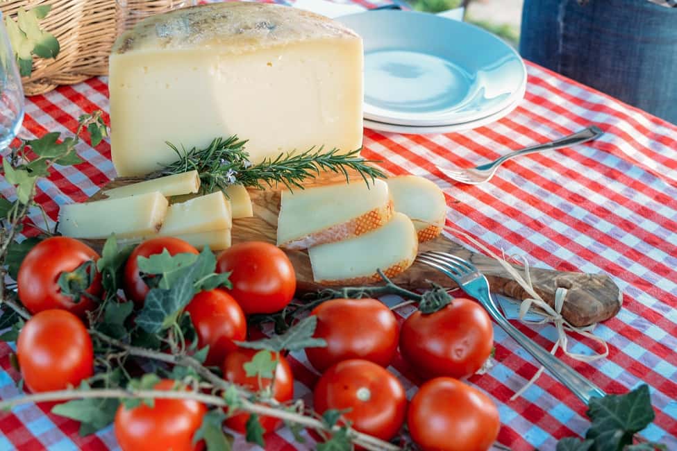 image n.5 of Alghero: Sardinian Home-Cooking Class and Meal activity in Alghero, uploaded by supplier