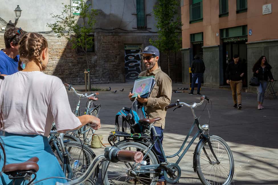 bild nr.2 av Barcelona: 4-timmars cykeltur i liten grupp aktivitet i Barcelona, uppladdad av arrangören