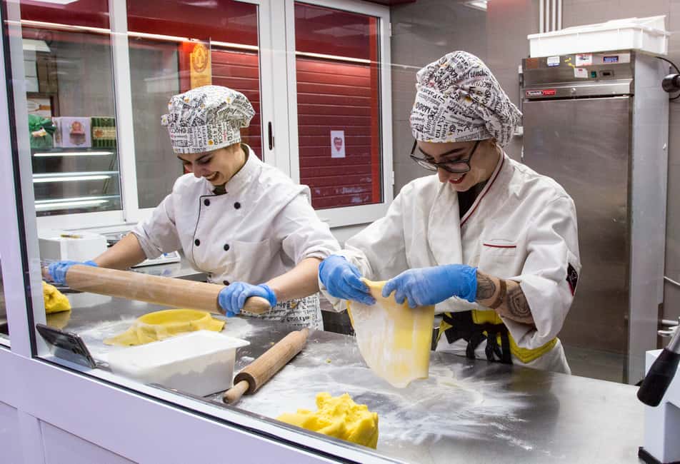 Image N°15 de Rome : Visite culinaire du quartier Monti au déjeuner ou au dîner activité à Rome, publiée par le prestataire