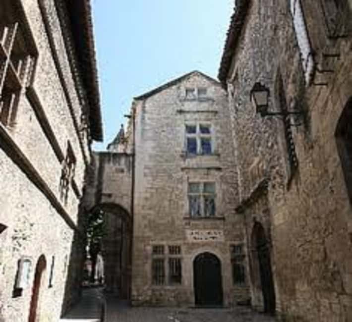 imagem n.5 de Arles, Saint-Rémy e Les Baux De Provence - 7 horas atividade em Arles, carregada pelo fornecedor