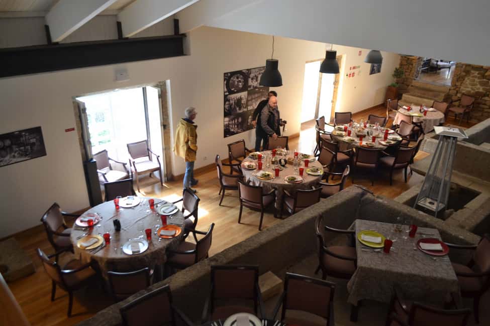Bild Nr. 11 von Porto: 3 Douro Valley Vineyards Tour mit Mittagessen Aktivität in Região Norte, hochgeladen vom Anbieter