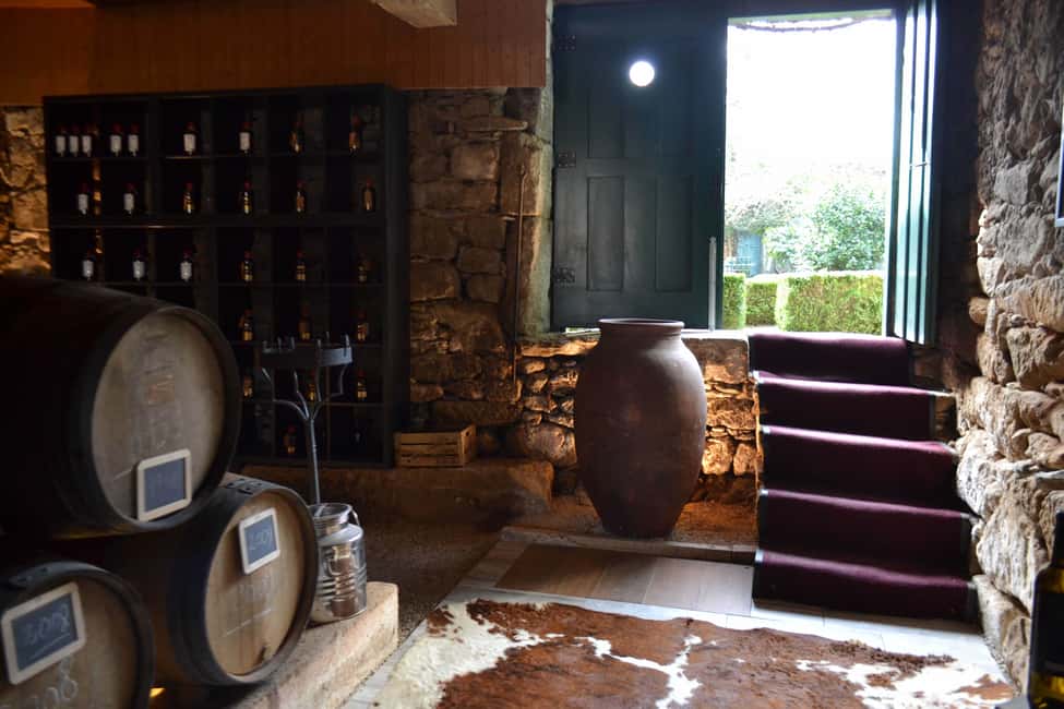Bild Nr. 22 von Porto: 3 Douro Valley Vineyards Tour mit Mittagessen Aktivität in Região Norte, hochgeladen vom Anbieter