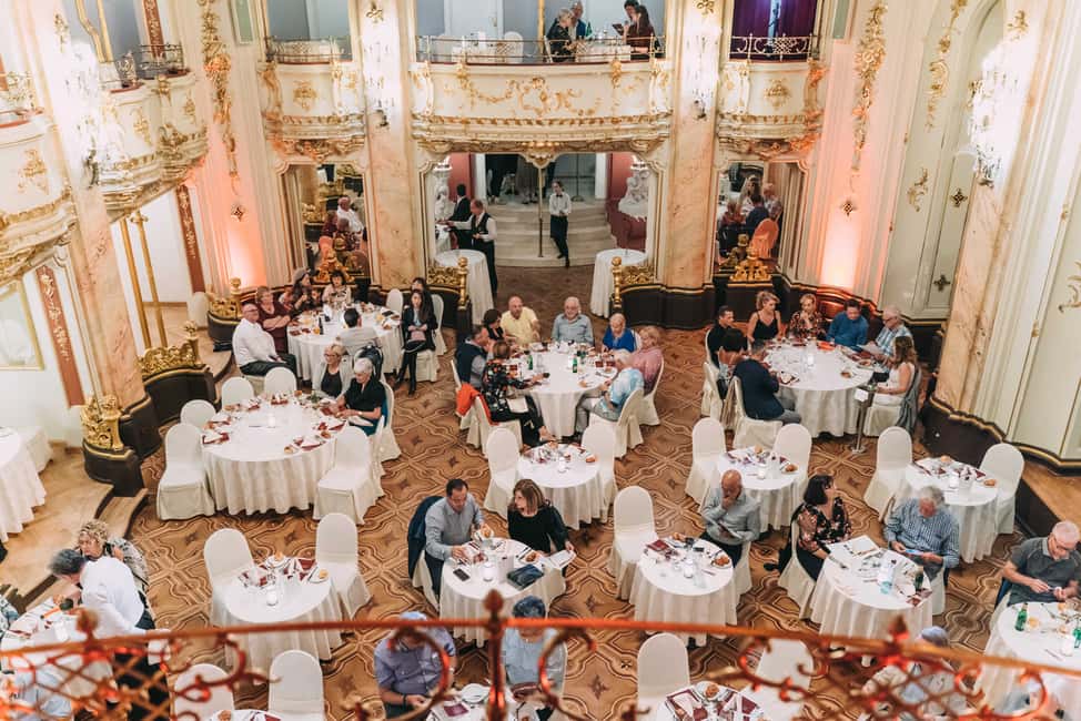 imagen n.º 3 de Praga: Ticket de entrada al Concierto en el Salón Mozart con cena de 3 platos actividad en Praga, subida por el proveedor
