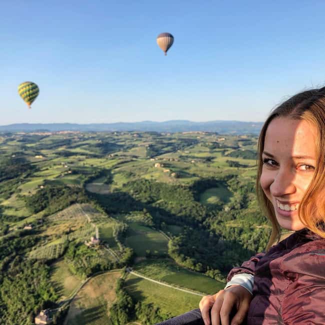 Immagine nº 2 di Siena: Volo in mongolfiera sulla Toscana con un bicchiere di vino attività a Siena, caricata dal fornitore
