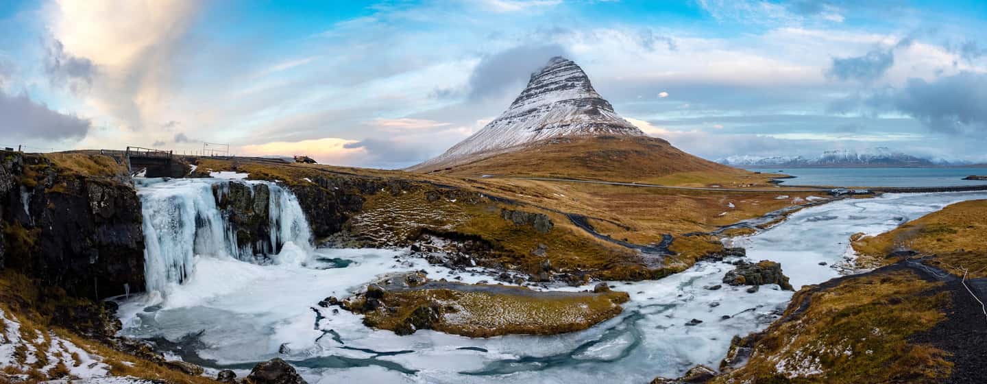 image n.1 of From Reykjavik: 4-Day Blue Ice Cave and Northern Lights Tour activity in Northeastern Region, Iceland, uploaded by supplier
