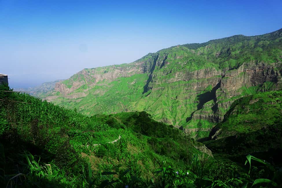imagem n.3 de Santiago: Caminhada da Serra Malagueta à Comunidade Rabelados atividade em Ilha de Santiago, Cabo Verde, carregada pelo fornecedor