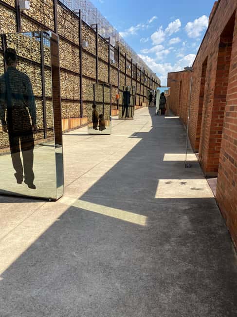imagem n.67 de Joanesburgo: Excursão de 1 dia com o Soweto e o Museu do Apartheid atividade em Joanesburgo, carregada pelo fornecedor