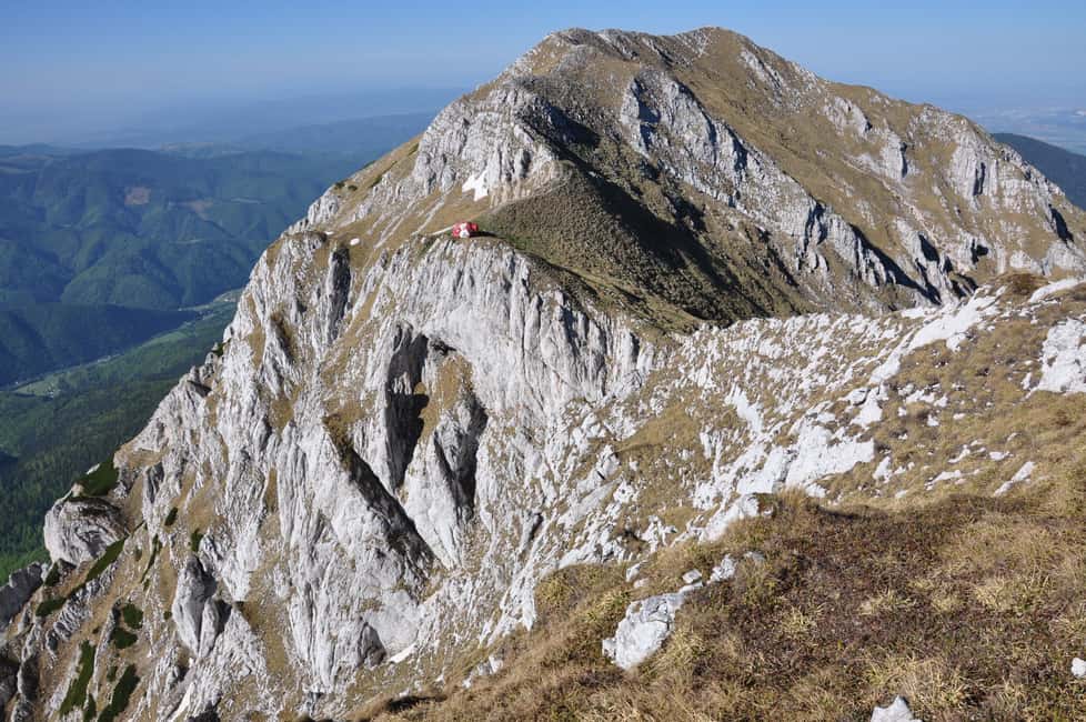 Bild Nr. 14 von Von Brasov: Piatra Craiului Nationalpark 2-tägige geführte Wanderung Aktivität in Brasov, hochgeladen vom Anbieter