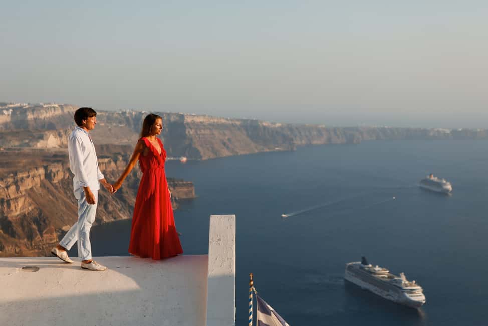 image n.17 of Santorini: Photo Shoot with a Private Vacation Photographer activity in Fira, uploaded by supplier