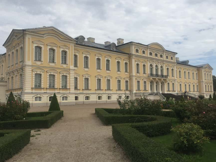 Bild Nr. 3 von Von Vilnius: Riga One Way Transfer mit Sightseeing Stops Aktivität in Šiauliai, hochgeladen vom Anbieter