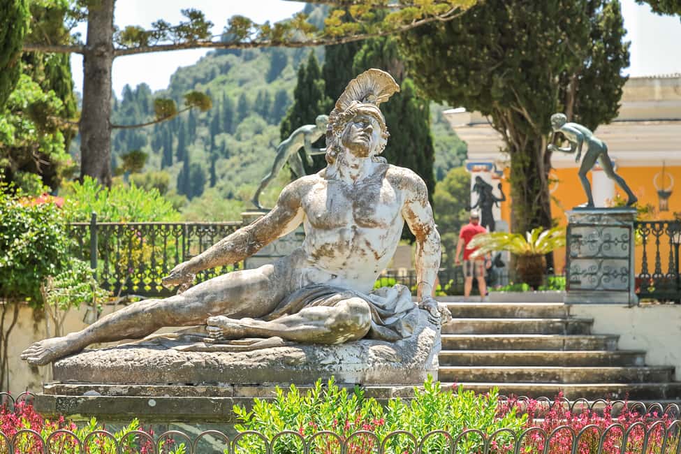 afbeelding n.5 van Privétour Achilleion Paleis, Kanoni en de oude binnenstad van Corfu activiteit in West-Griekenland, geüpload door aanbieder