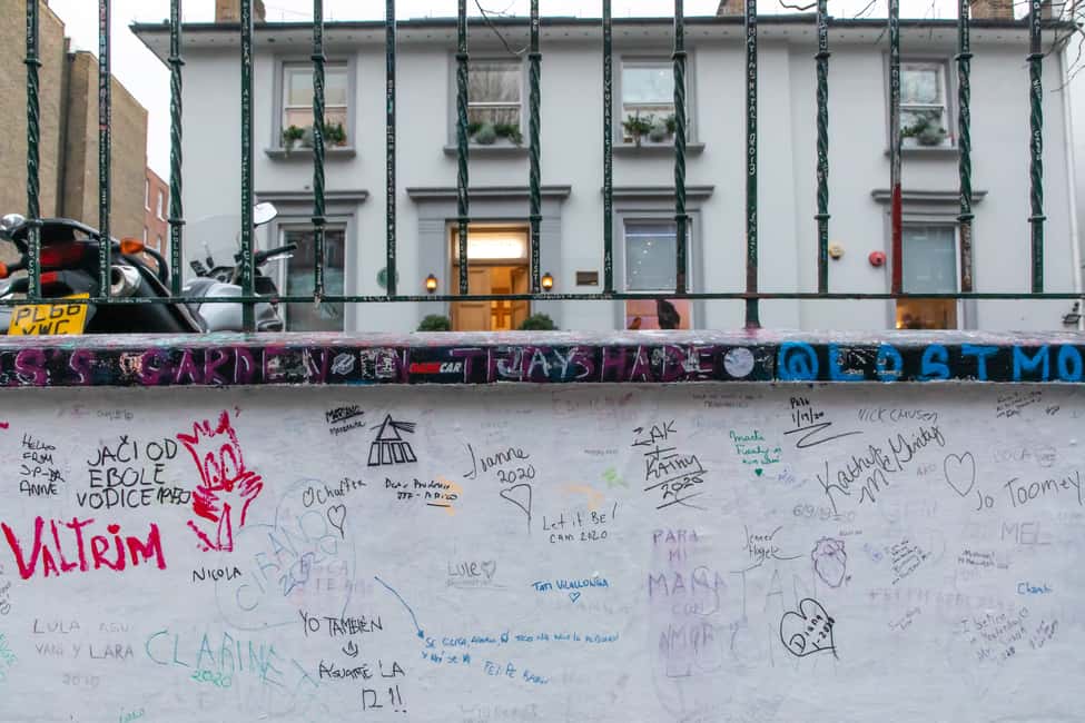 image n.17 of London: Rock 'n' Roll History Tour activity in London, uploaded by supplier
