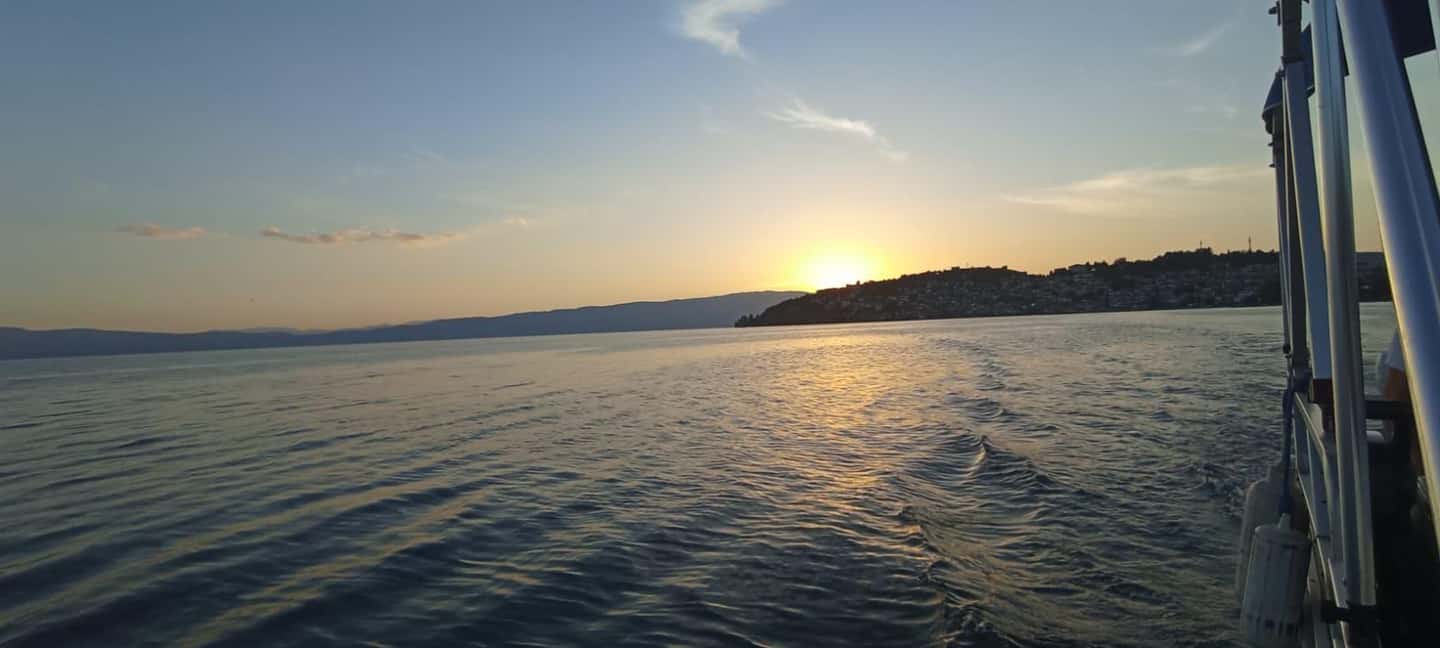 billede nr.2 af aktiviteten Ohrid Wine Tasting Boat Cruise - Ubegrænset vin i Ohrid, uploadet af udbyder